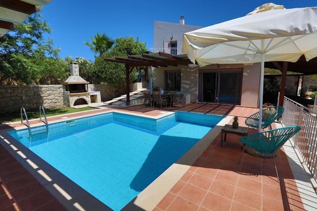 Villa Maffeo, Mit Dem Weitblick Kastellos Exterior photo
