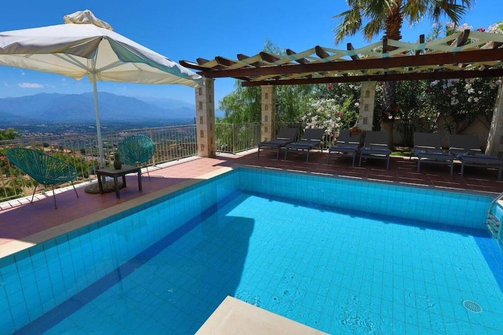 Villa Maffeo, Mit Dem Weitblick Kastellos Exterior photo