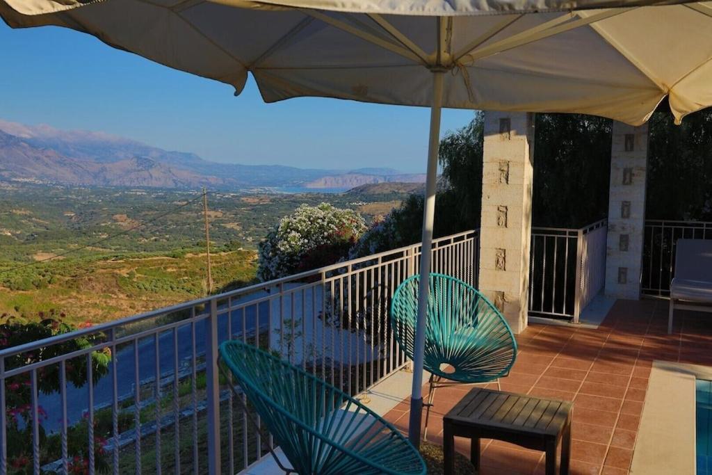 Villa Maffeo, Mit Dem Weitblick Kastellos Exterior photo